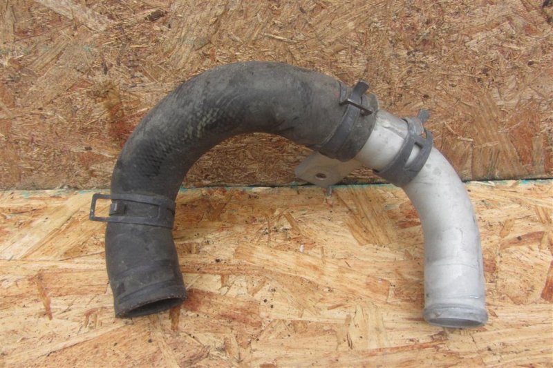 Патрубок системы охлаждения MITSUBISHI OUTLANDER XL 05-13