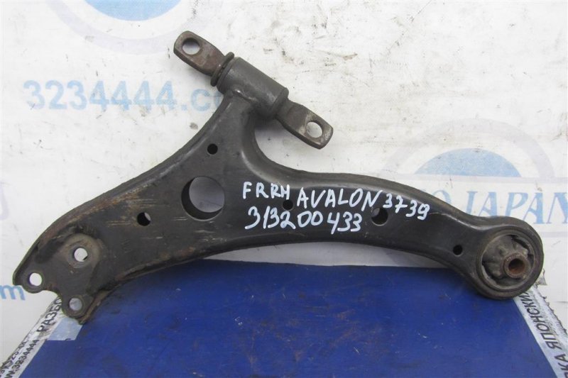 Рычаг передней подвески нижний передний правый TOYOTA AVALON 05-12 2005 GSX30 3.5 2GR-FE 48068-06100 Б/У
