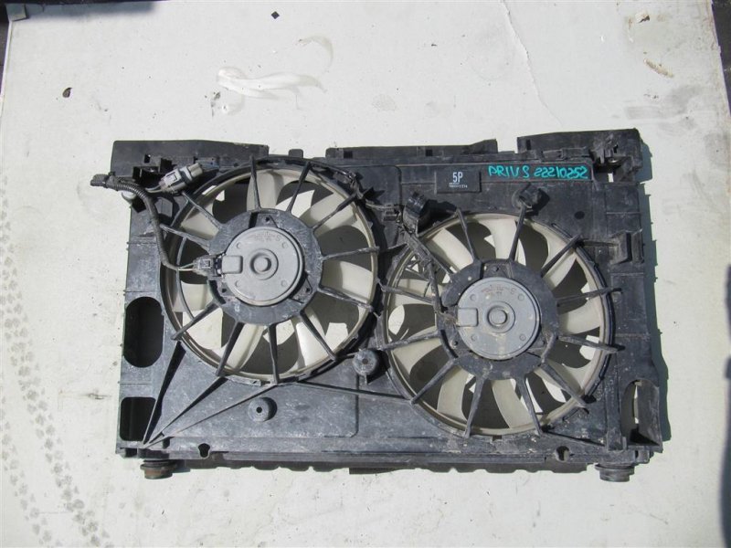 Диффузор вентилятора основного радиатора PRIUS - 30 09-17