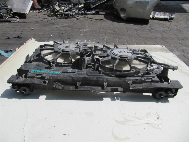 Диффузор вентилятора основного радиатора PRIUS - 30 09-17