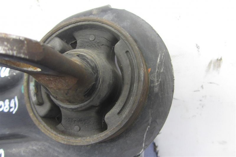 Рычаг задней подвески продольный задний правый ACURA MDX (YD2) 06-13 YD2 3.7 Рычаг задней подвески продольный задний правый ACURA MDX (YD2) 06-13 YD2 3.7