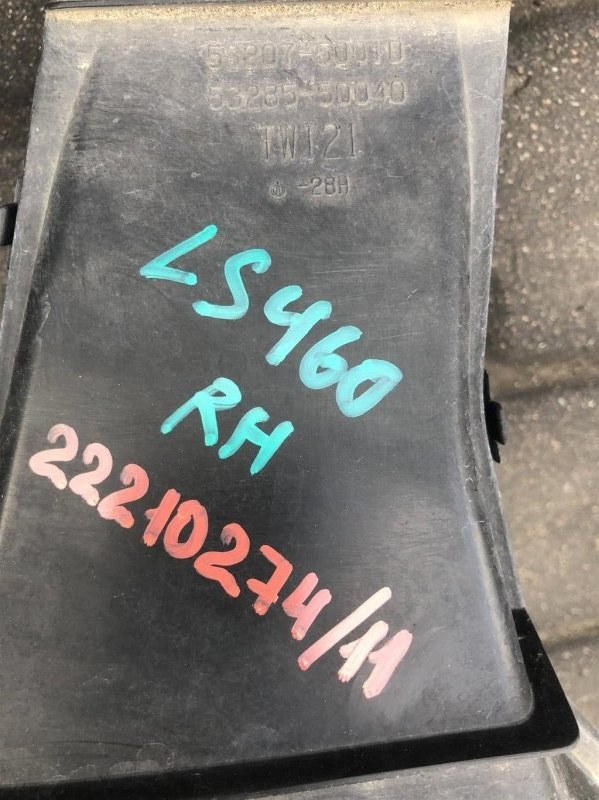 Воздуховод охлаждения тормозов правый LS460 06-12