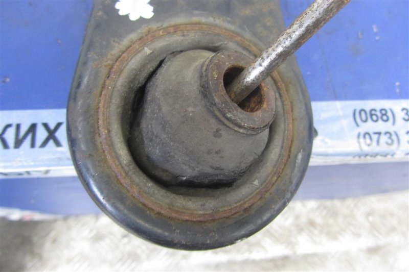 Рычаг передней подвески нижний передний правый MITSUBISHI OUTLANDER 03-07