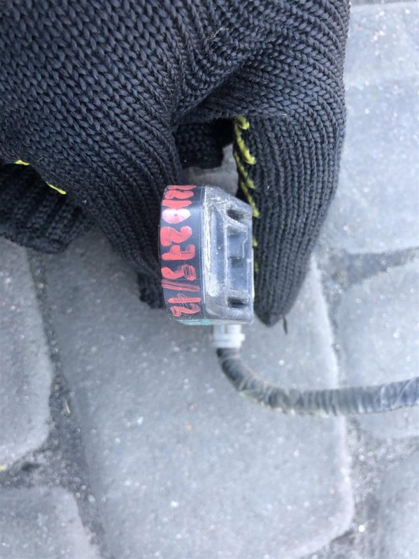 Датчик удара PRIUS - 30 09-17 Датчик удара PRIUS - 30 09-17