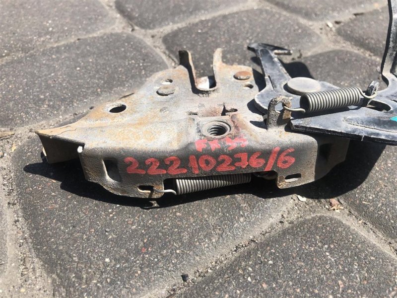 Замок капота FX S50 03-08 Замок капота FX S50 03-08