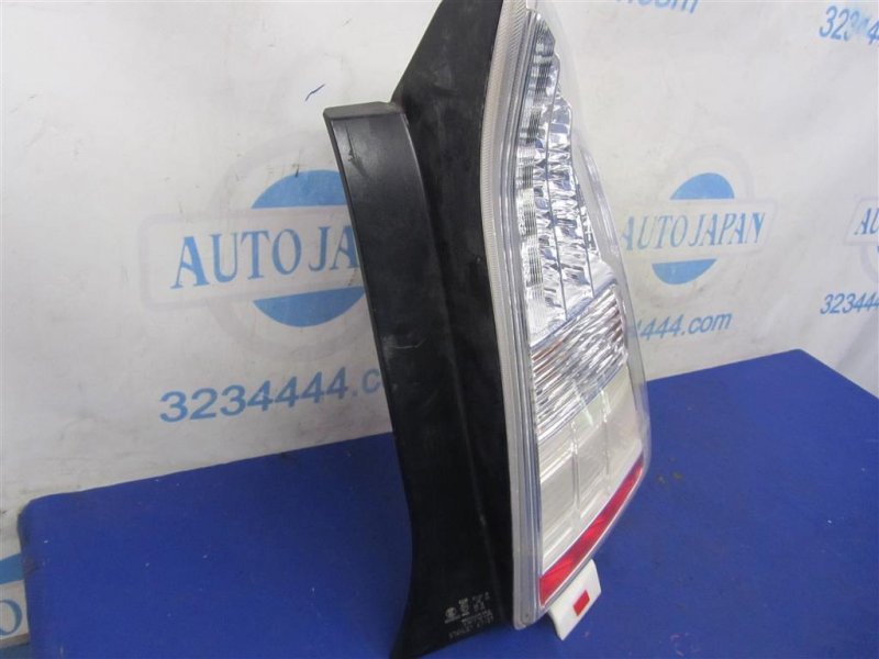 Фонарь наружный задний правый PRIUS - 30 09-17 Фонарь наружный задний правый PRIUS - 30 09-17