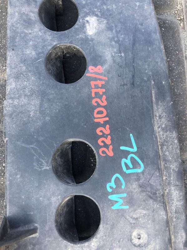 Накладка бампера 3 BL 09-13 Накладка бампера 3 BL 09-13