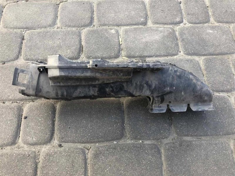 Воздухозаборник MAZDA 3 BL 09-13 LF8J-13-20X Б/У