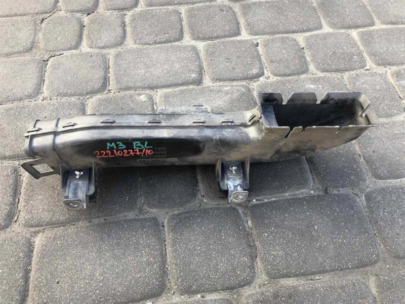 Воздухозаборник MAZDA 3 BL 09-13