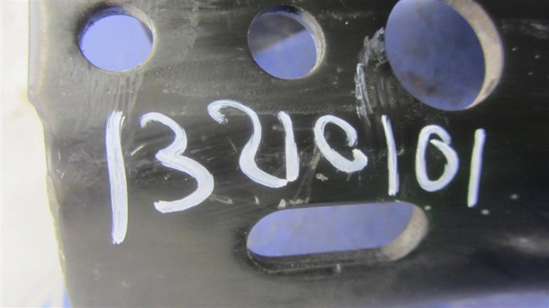 Кронштейн двигателя задний CT200 11-17 2012 Хетчбек 1.8