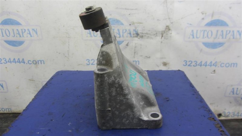 Кронштейн двигателя левый LS460 06-12 2007 Седан 4.6