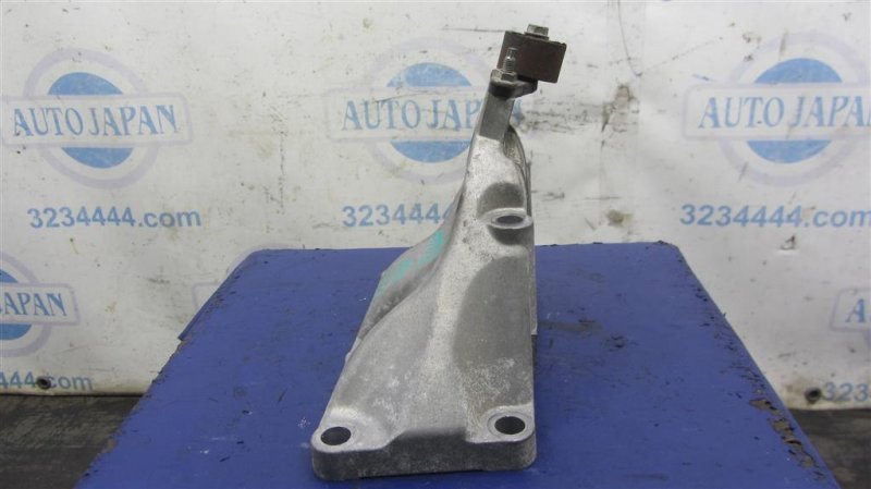 Кронштейн двигателя левый LS460 06-12 2007 Седан 4.6