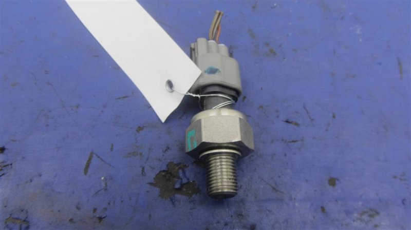 Датчик давления топлива LEXUS LS460 06-12 2007 Седан 4.6 89458-22010 Б/У