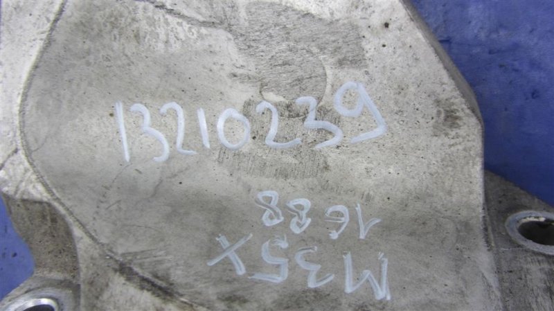 Кронштейн опоры двигателя правый M35/M45 04-10 2007 Седан 3.5 VQ35DE