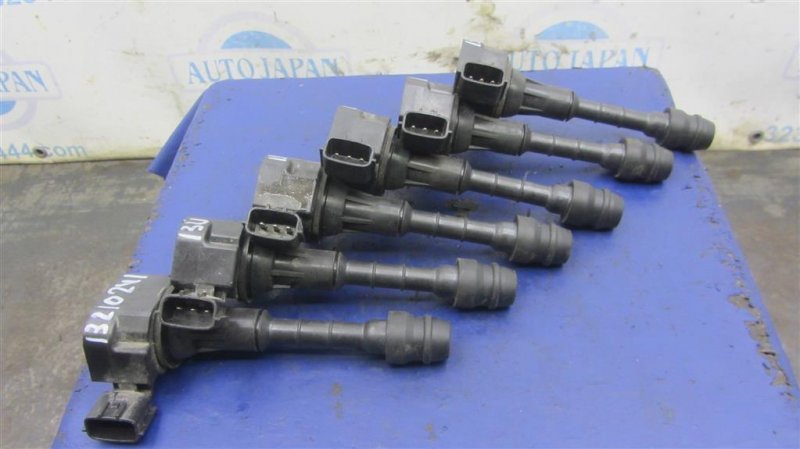 Катушка зажигания M35/M45 04-10 2007 Седан 3.5 VQ35DE Катушка зажигания M35/M45 04-10 2007 Седан 3.5 VQ35DE