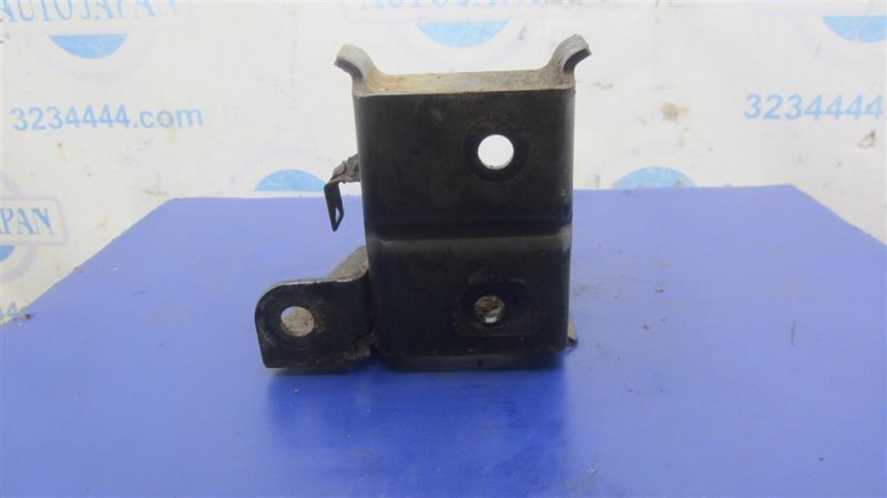 Кронштейн опоры двигателя передний KIZASHI 09-14 2010 Седан 2.4