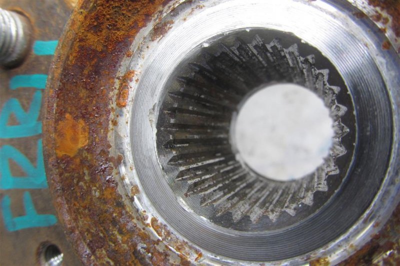 Кулак поворотный передний правый TLX 17-20 2018 Седан 2.4