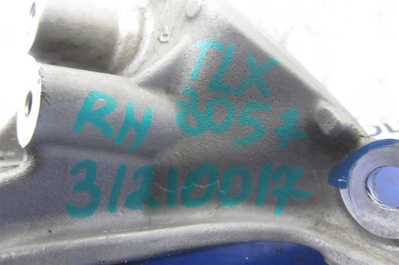 Крепление балки подвески переднее правое ACURA TLX 17-20 Седан 2.4