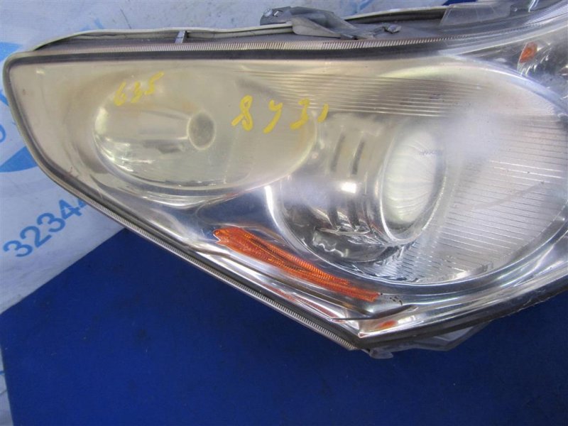 Фара передняя правая G25/G35/G37/Q40 06-14