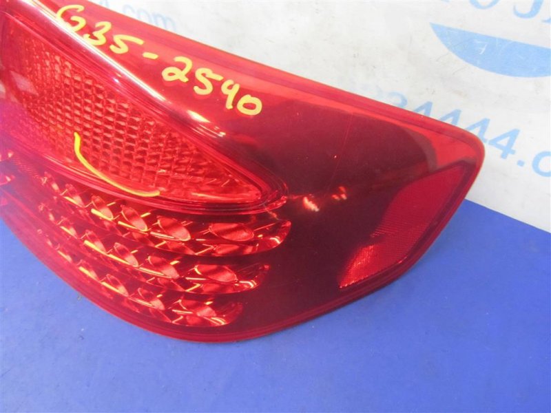 Фонарь наружный задний правый INFINITI G35 03-07