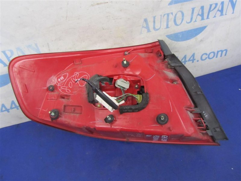 Фонарь наружный задний правый G35 03-07