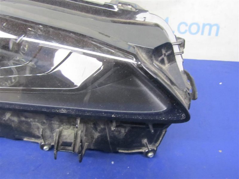 Фара передняя правая NX 14-21