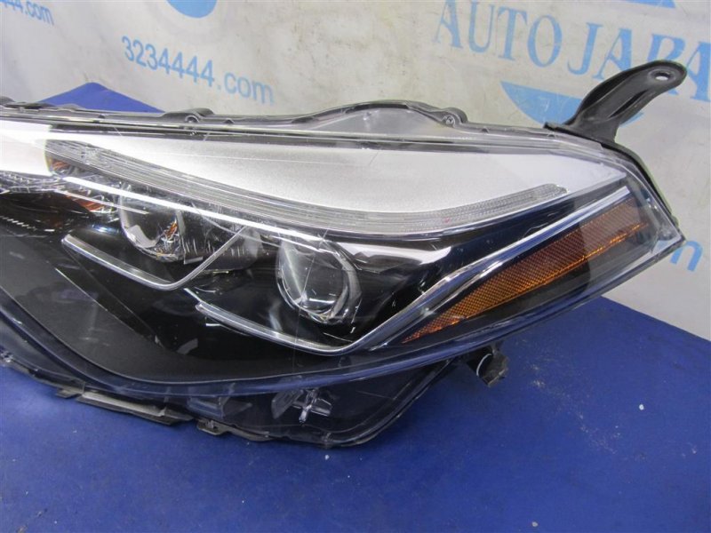 Фара передняя левая COROLLA E170 13-19 Фара передняя левая COROLLA E170 13-19