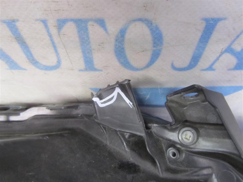 Фара передняя левая COROLLA E170 13-19 Фара передняя левая COROLLA E170 13-19