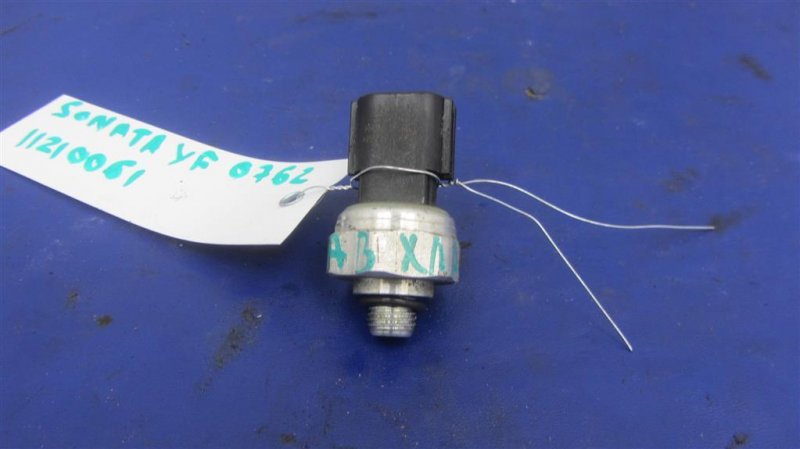 Датчик давления кондиционера HYUNDAI SONATA YF 10-14 2014 Седан 2.4 97721-3K000 Б/У