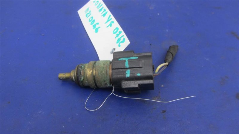 Датчик температуры охлаждающей жидкости HYUNDAI SONATA YF 10-14 2014 Седан 2.4 39220-38010 Б/У