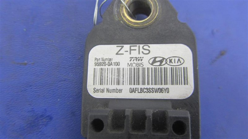 Датчик удара передний HYUNDAI SONATA YF 10-14 Седан 2.4