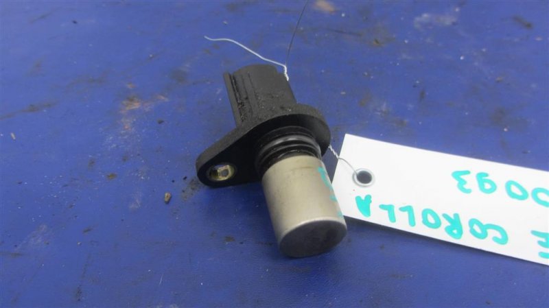 Датчик положения распредвала TOYOTA COROLLA 120 00-07 90080-19014 Б/У