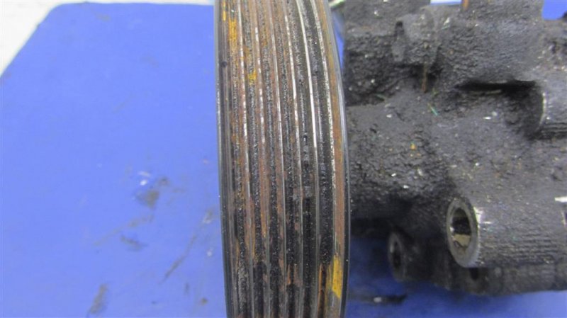 Насос ГУР MATRIX 02-08 2002 ZZE132 1.8L 1ZZ-FE Насос ГУР MATRIX 02-08 2002 ZZE132 1.8L 1ZZ-FE