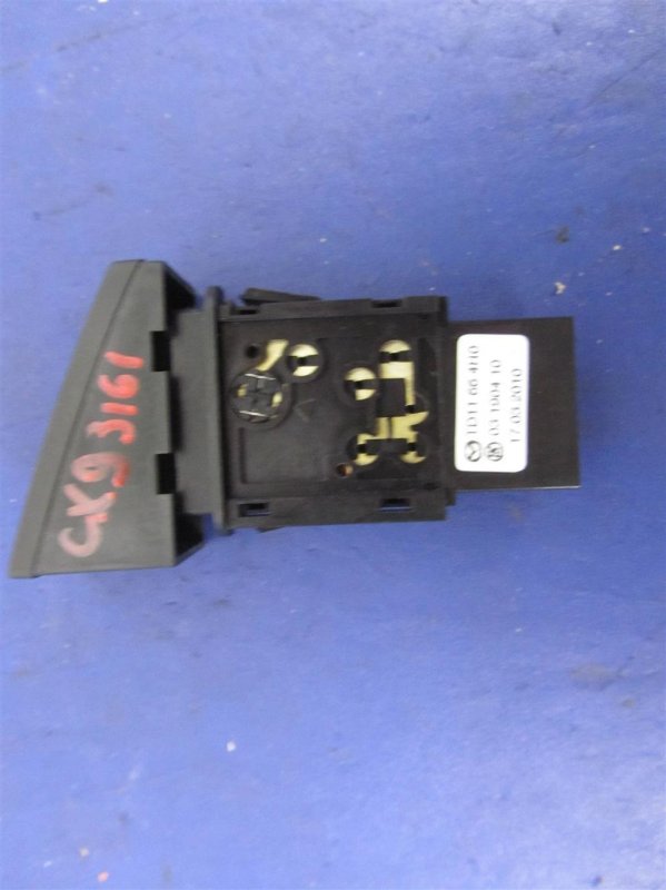 Кнопка аварийной сигнализации MAZDA CX-9 06-16 Внедорожник 3.7