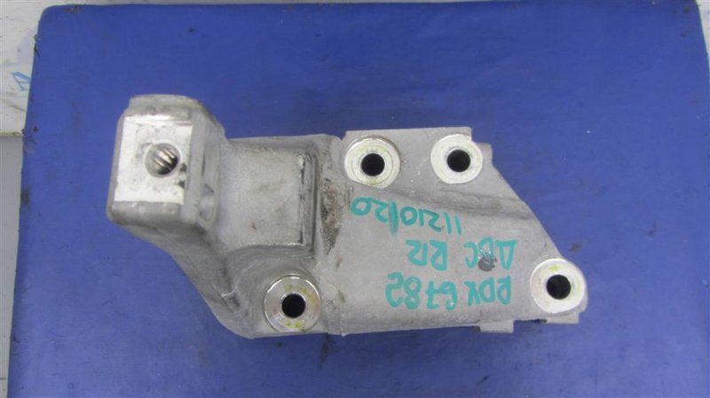 Кронштейн двигателя задний RDX 12-19 2016 Внедорожник 3.5 Кронштейн двигателя задний RDX 12-19 2016 Внедорожник 3.5