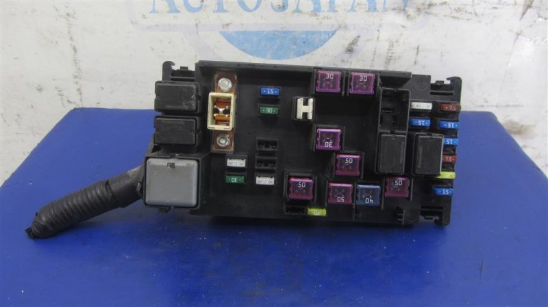 Блок предохранителей моторный отсек SUBARU IMPREZA 11-17 Седан 82241FJ081 Б/У