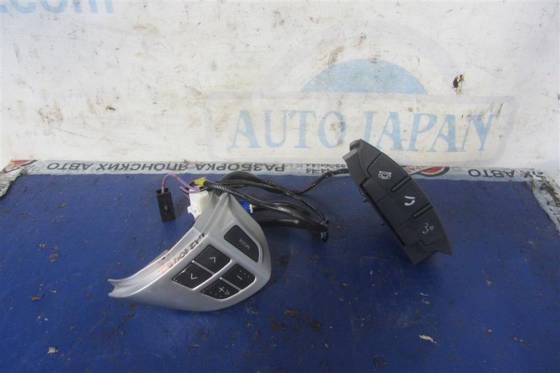 Кнопки на руль MITSUBISHI ASX / OUTLANDER SPORT 10-21 2011 Внедорожник 2.0 8701A087 Б/У