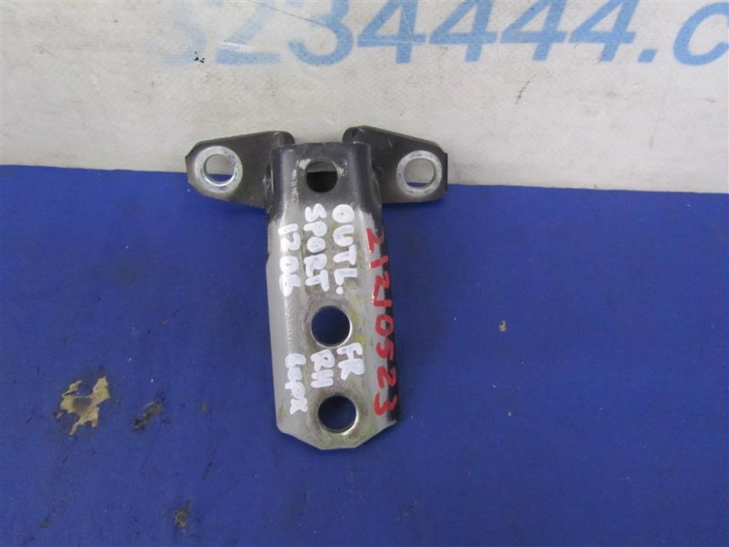 Петля двери верхняя передняя правая MITSUBISHI ASX / OUTLANDER SPORT 10-21 2011 Внедорожник 2.0 5702A006 Б/У