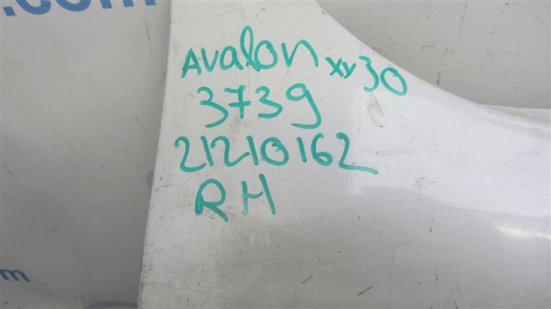 Накладка порога наружная правая AVALON 05-12 2005 GSX30 3.5 2GR-FE