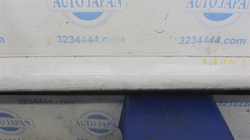 Накладка порога наружная правая AVALON 05-12 2005 GSX30 3.5 2GR-FE