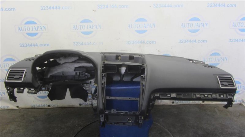 Запчасть торпедо SUBARU FORESTER 12-19 2015 Внедорожник 2.5 66040FJ010 Б/У Торпедо SUBARU FORESTER 12-19 2015 Внедорожник 2.5 66040FJ010 Б/У