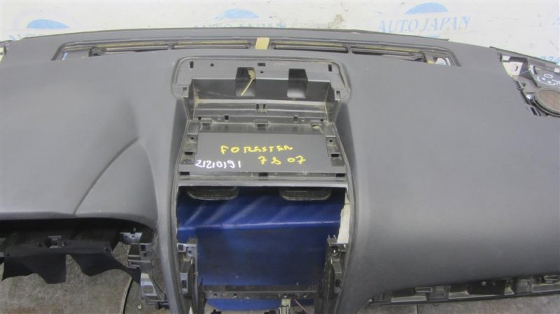 Торпедо FORESTER 12-19 2015 Внедорожник 2.5 Торпедо FORESTER 12-19 2015 Внедорожник 2.5