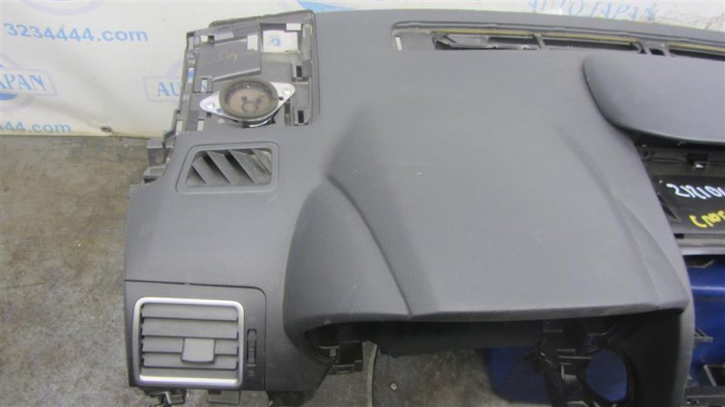 Торпедо SUBARU CROSSTREK 12-17 Внедорожник 2.0