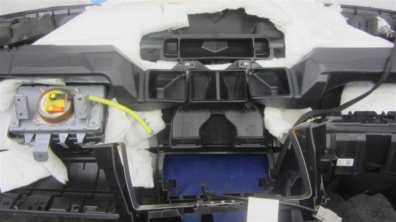 Торпедо CROSSTREK 12-17 2016 Внедорожник 2.0