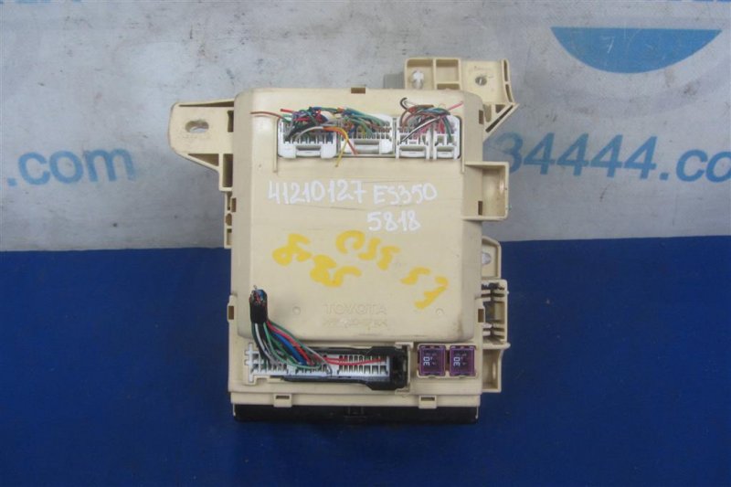 Блок предохранителей салон LEXUS ES350 06-12 Седан 3.5 Блок предохранителей салон LEXUS ES350 06-12 Седан 3.5