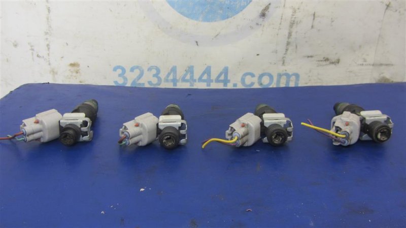 Форсунка топливная ALTIMA L33 12-18 2016 L33 2.5