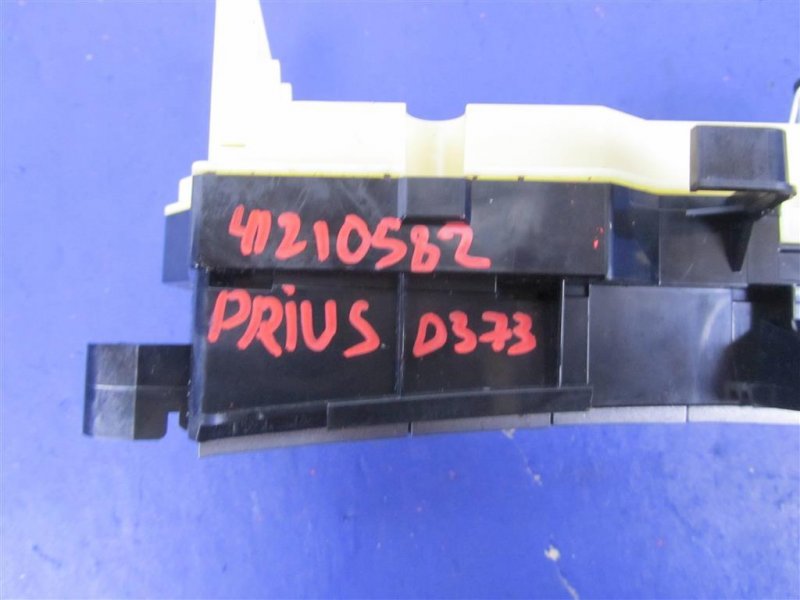Блок управления печкой PRIUS - 30 09-17 2013 ZVW30 1.8 2ZRFXE