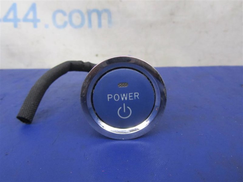 Запчасть кнопка старт-стоп TOYOTA PRIUS - 30 09-17 2013 ZVW30 1.8 2ZRFXE 89611-75043 Б/У Кнопка старт-стоп TOYOTA PRIUS - 30 09-17 2013 ZVW30 1.8 2ZRFXE 89611-75043 Б/У
