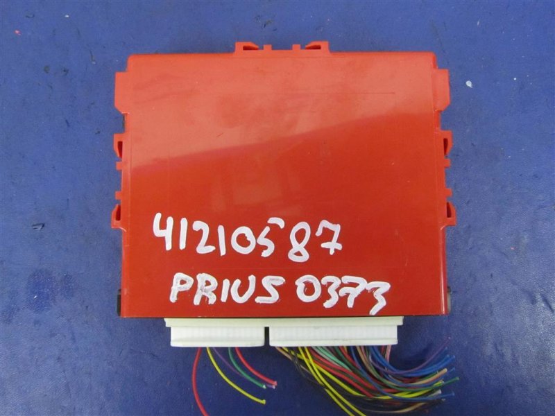 Блок управления центральным замком PRIUS - 30 09-17 2013 ZVW30 1.8 2ZRFXE Блок управления центральным замком PRIUS - 30 09-17 2013 ZVW30 1.8 2ZRFXE