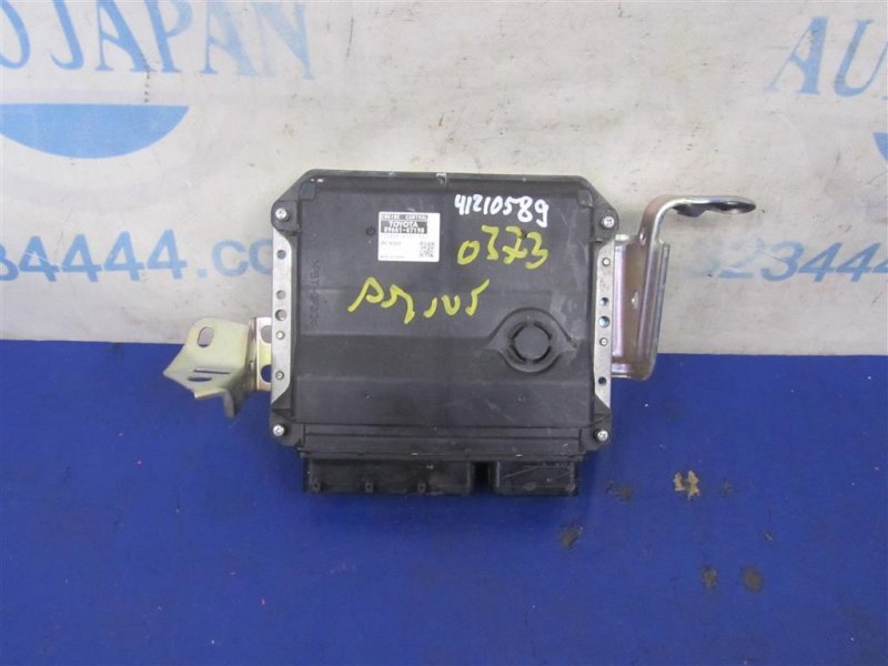 Блок управления двигателем TOYOTA PRIUS - 30 09-17 2013 ZVW30 1.8 2ZRFXE 8966147190 Б/У